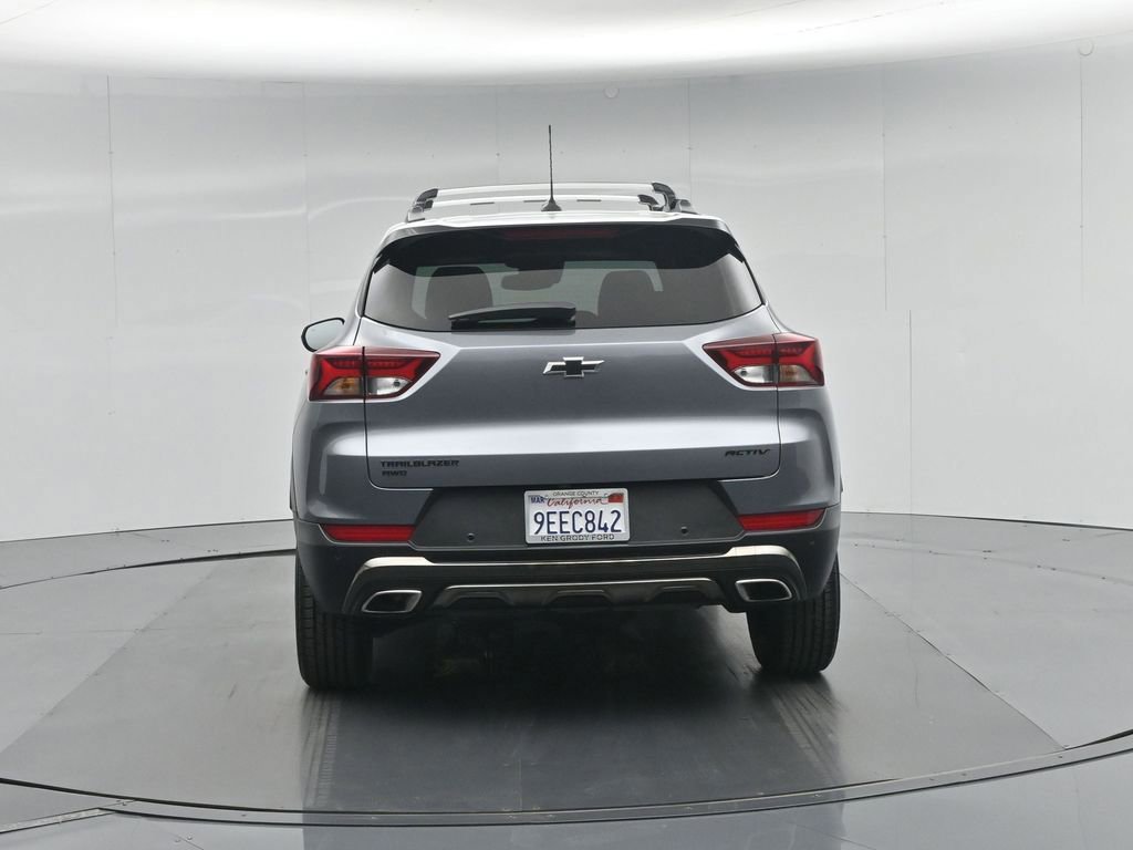 Used 2021 Chevrolet TrailBlazer ACTIV w/ Technology Package image 12