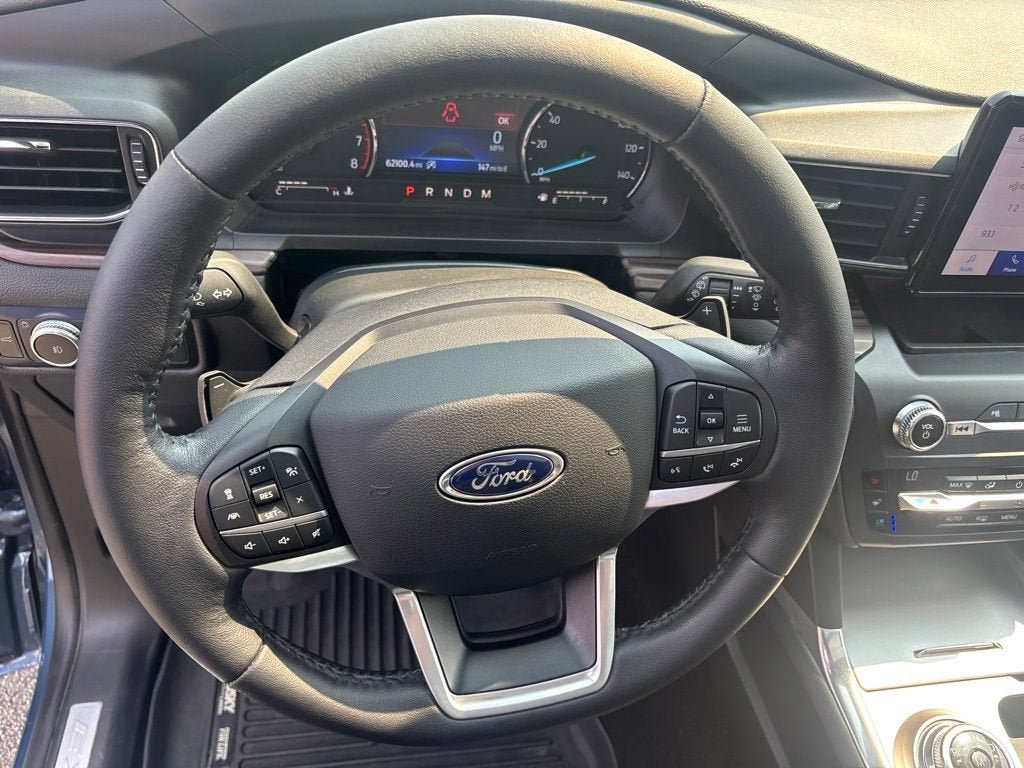 Certified 2020 Ford Explorer Limited w/ Class III Trailer Tow Package AWD/4WD image 2