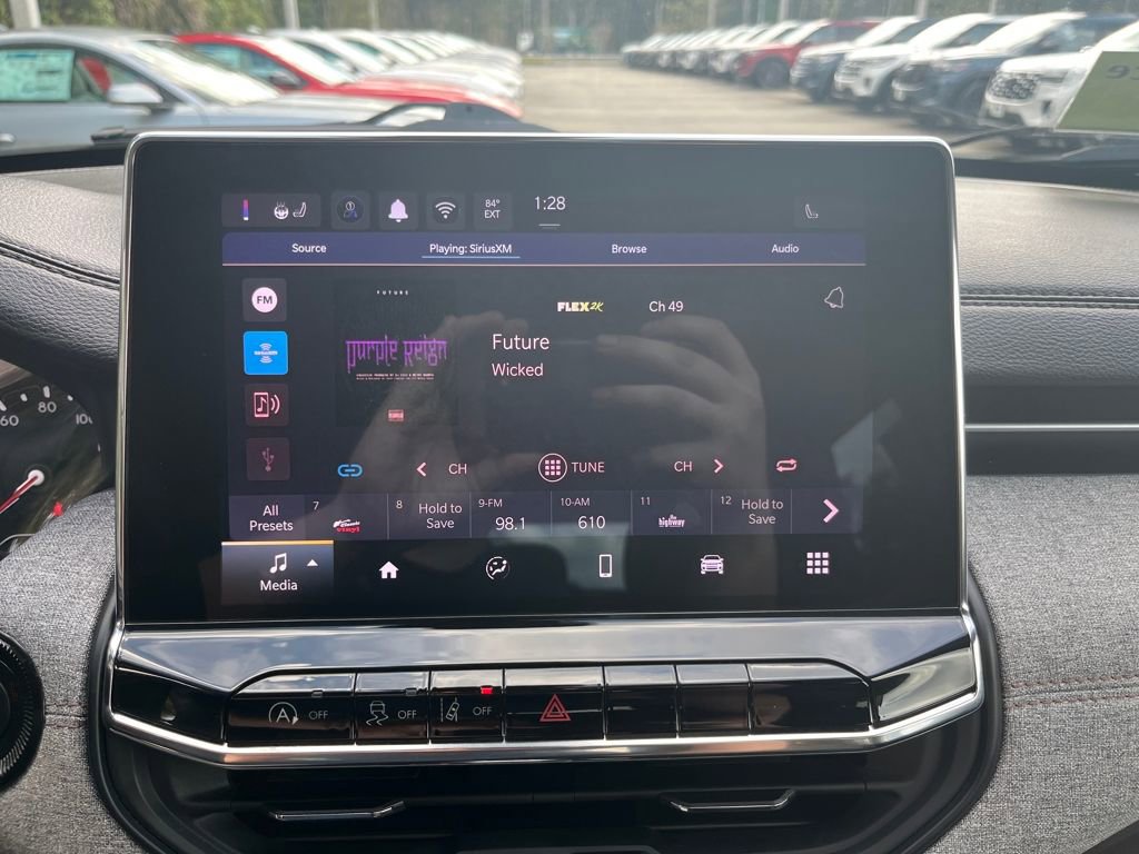 Used 2022 Jeep Compass Latitude image 42