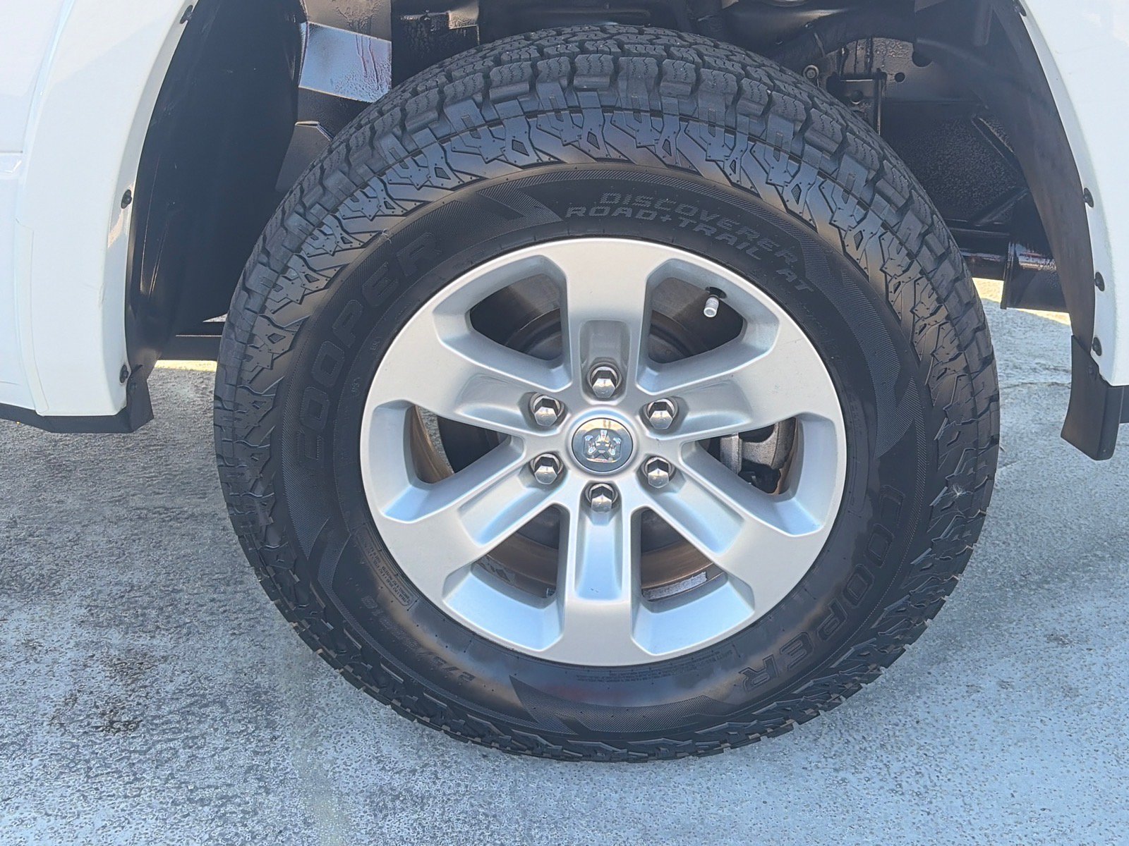 Used 2022 RAM 1500 Laramie AWD/4WD image 21