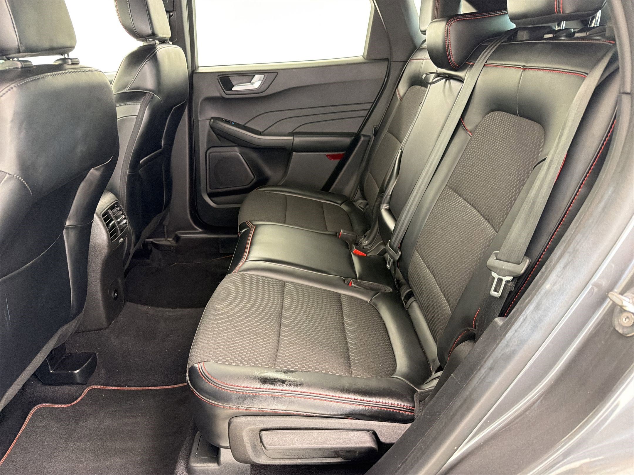 Certified 2023 Ford Escape ST-Line w/ Tech Pack #1 image 15