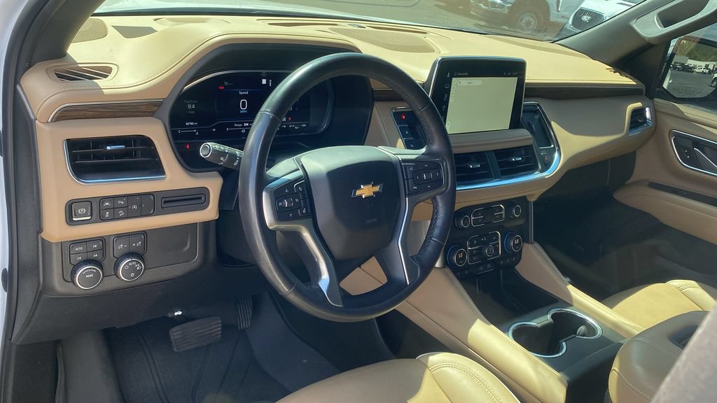 Used 2023 Chevrolet Tahoe Premier AWD/4WD image 15