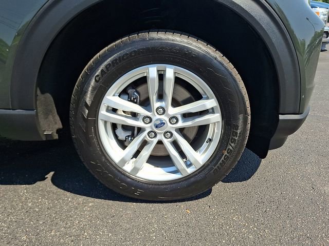 Certified 2022 Ford Explorer XLT w/ Equipment Group 202A AWD/4WD image 8
