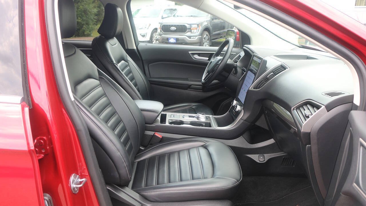 Certified 2024 Ford Edge SEL AWD/4WD image 23