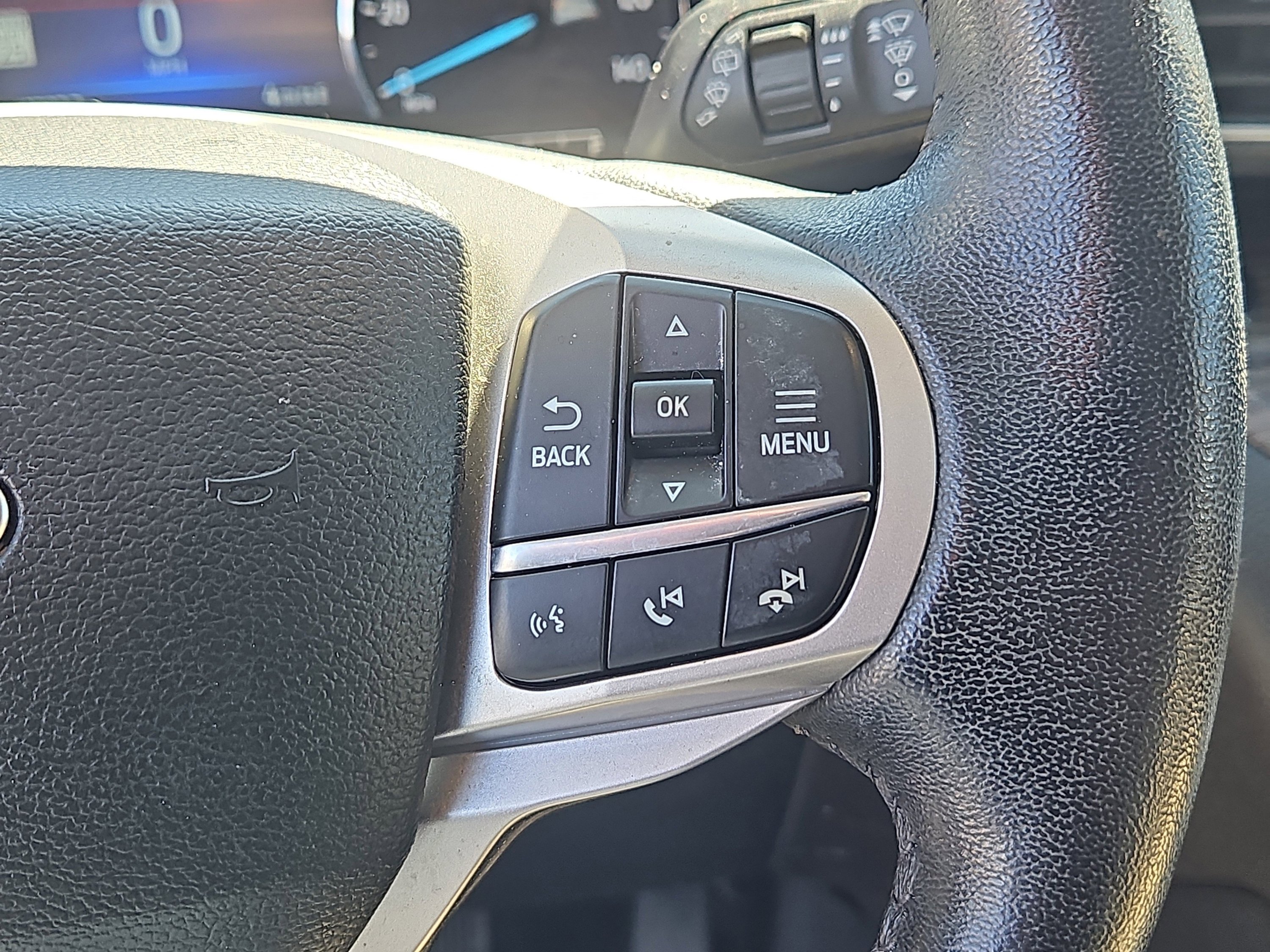 Certified 2022 Ford Explorer Limited w/ Limited Technology Package AWD/4WD image 21