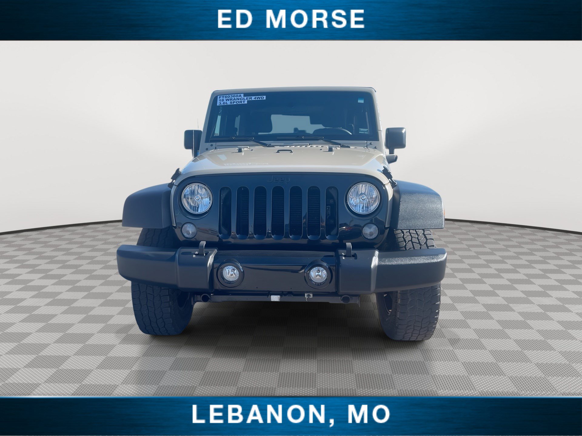 Used 2018 Jeep Wrangler Sport AWD/4WD image 3
