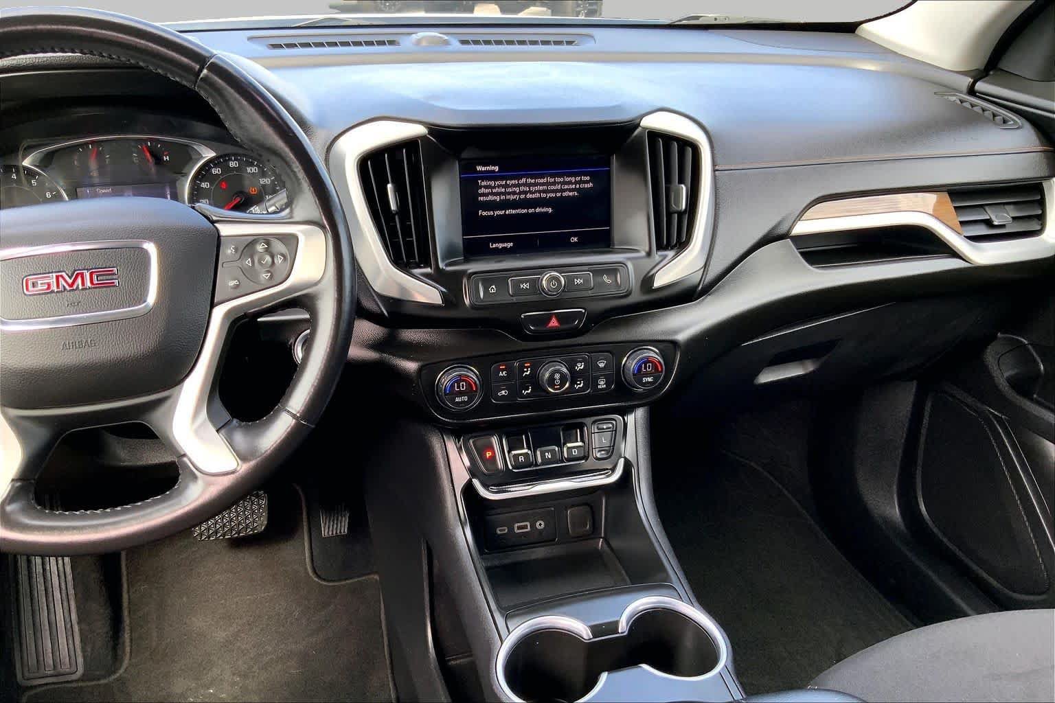 Used 2021 GMC Terrain SLE w/ Driver Convenience Package FWD image 7