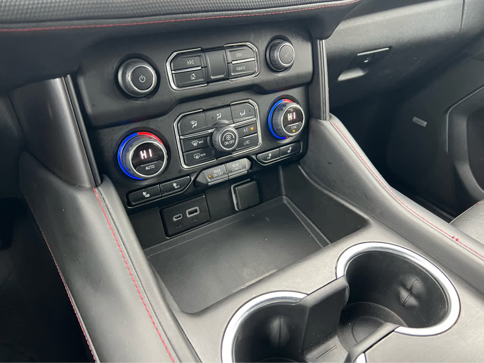 Used 2021 Chevrolet Tahoe RST w/ Luxury Package image 40