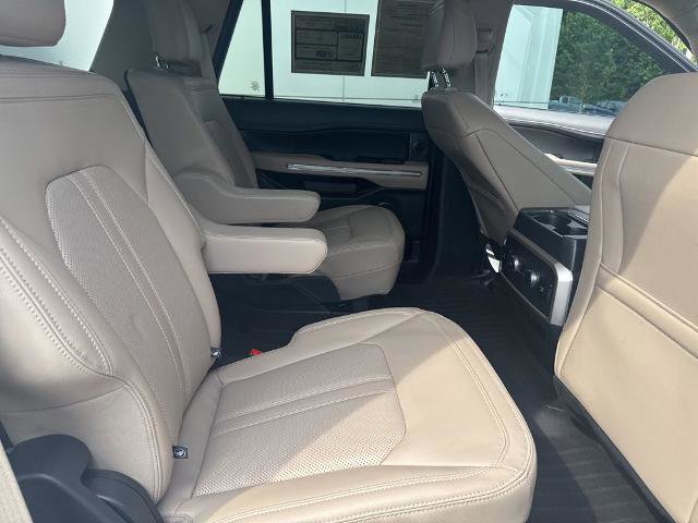 Certified 2024 Ford Expedition Limited RWD image 33