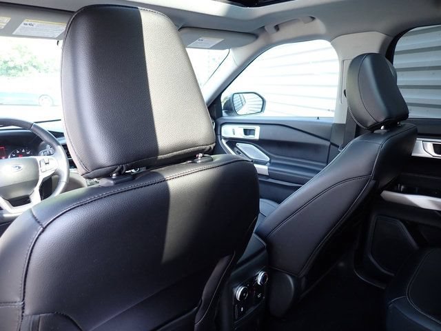 Certified 2024 Ford Explorer Limited w/ Limited Technology Package AWD/4WD image 19