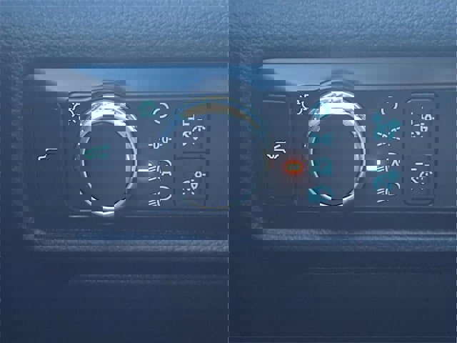 Certified 2020 Ford Explorer XLT w/ Class III Trailer Tow Package image 23