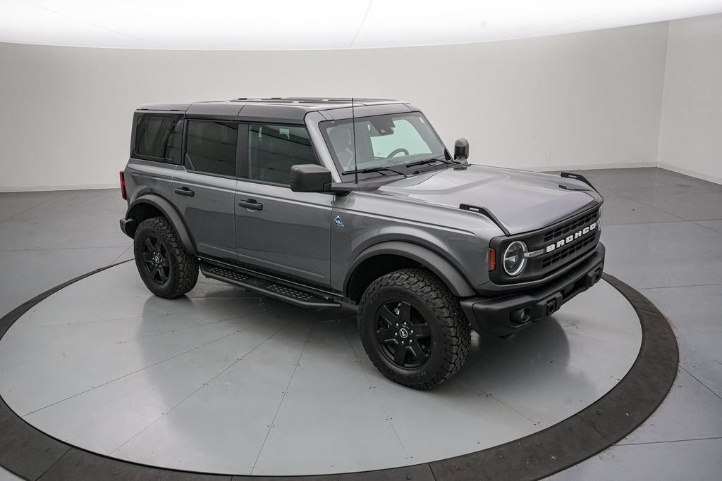 Certified 2024 Ford Bronco Black Diamond AWD/4WD image 2
