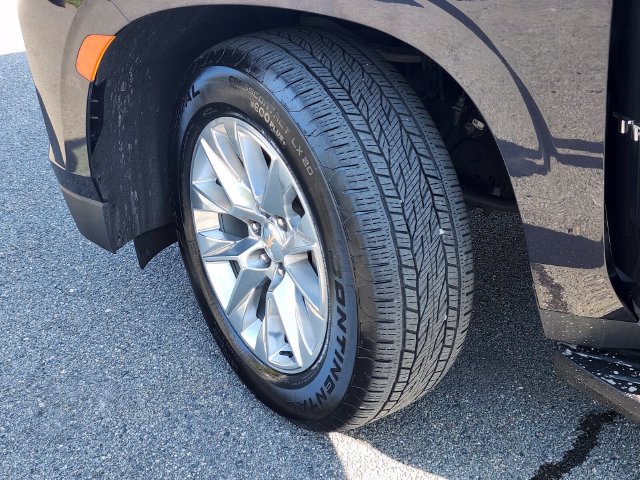 Used 2023 Chevrolet Tahoe Premier AWD/4WD image 35
