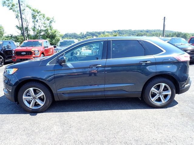 Certified 2023 Ford Edge SEL w/ Convenience Package AWD/4WD image 2