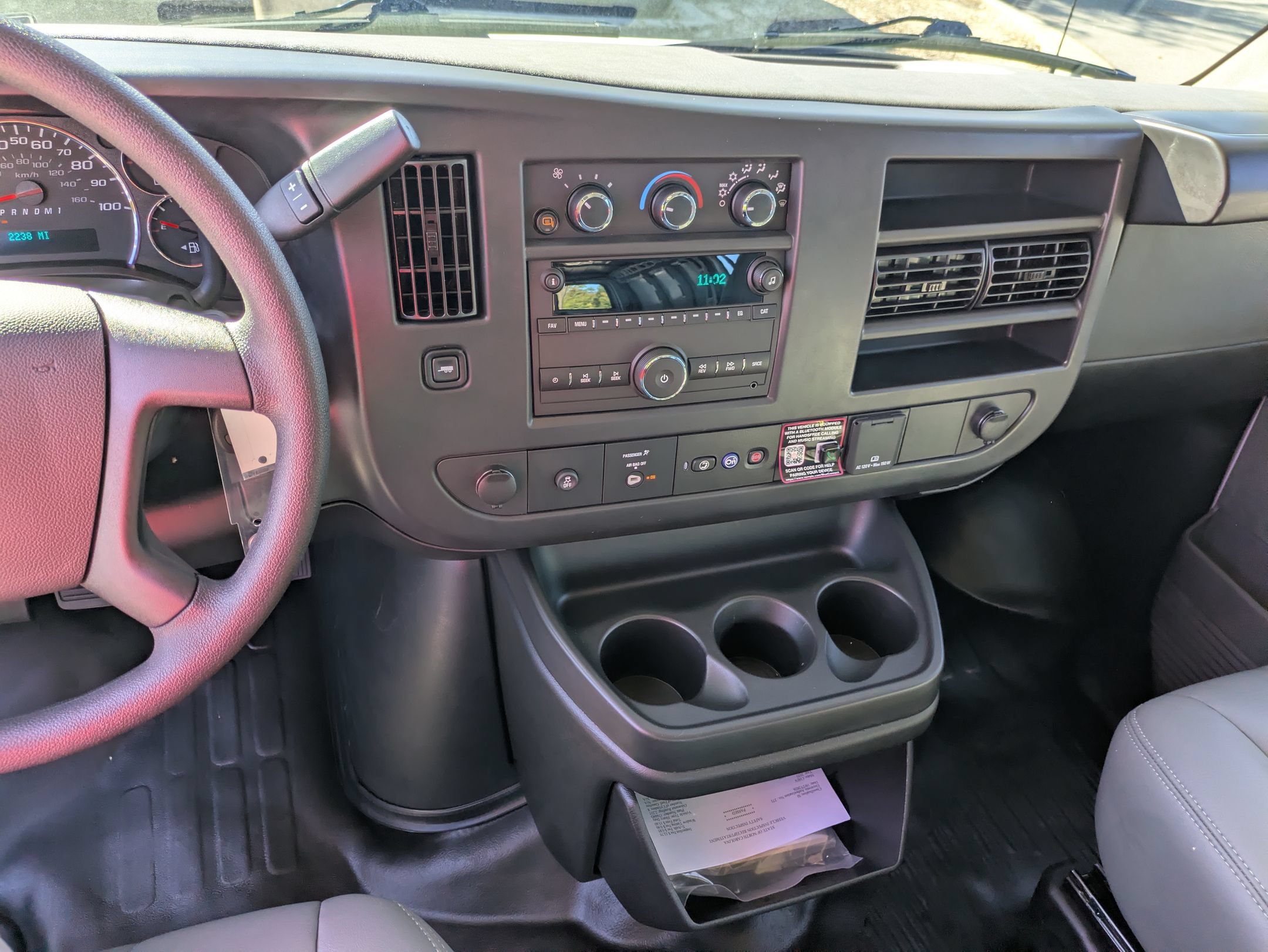 Used 2025 Chevrolet Express 3500 Extended w/ Driver Convenience Package RWD image 20