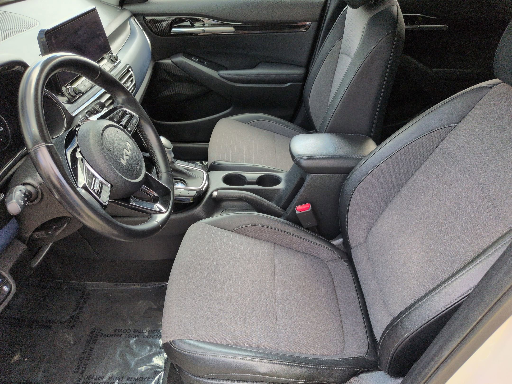 Used 2023 Kia Seltos S w/ Navigation Package image 16