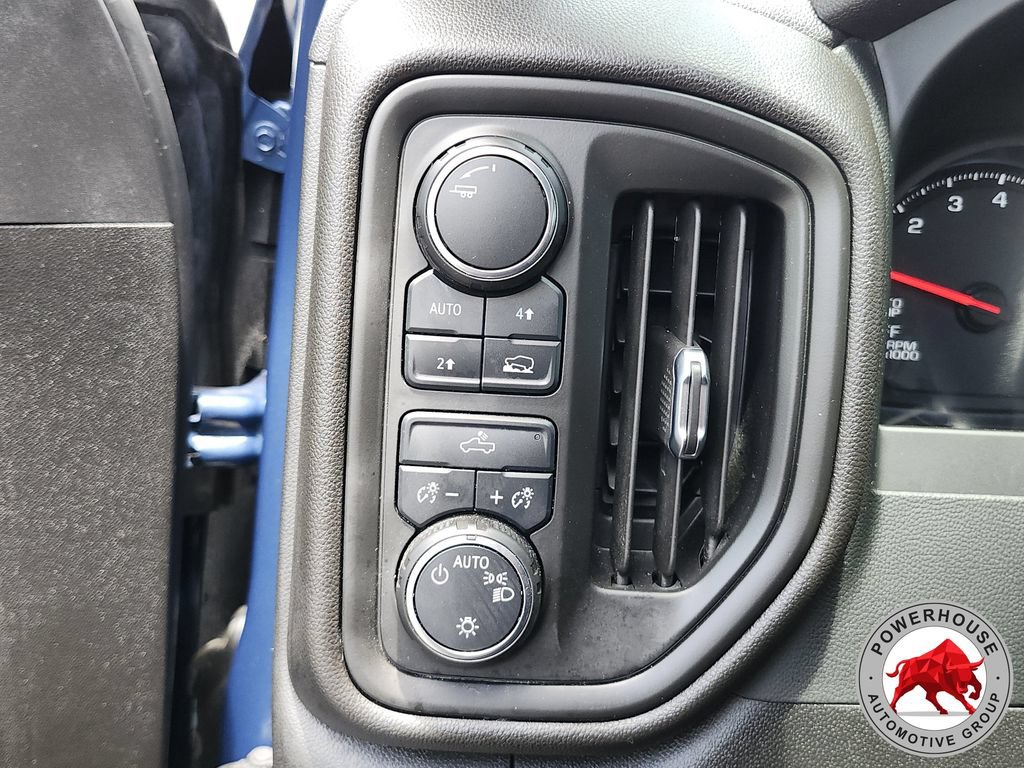 Used 2024 Chevrolet Silverado 1500 Custom AWD/4WD image 30