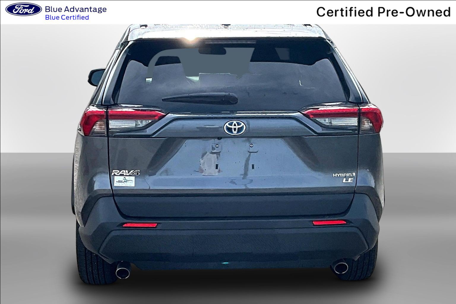 Used 2024 Toyota RAV4 LE AWD/4WD image 4