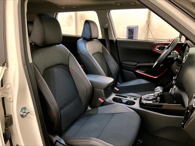 Used 2024 Kia Soul GT-Line w/ Option Group 020 FWD image 7