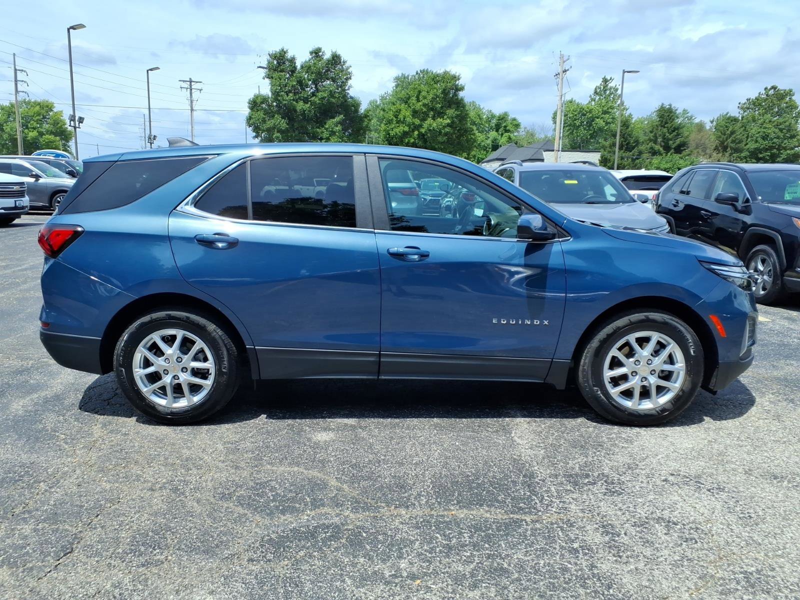 Used 2024 Chevrolet Equinox LT w/ LPO, Floor Liner Package FWD image 29