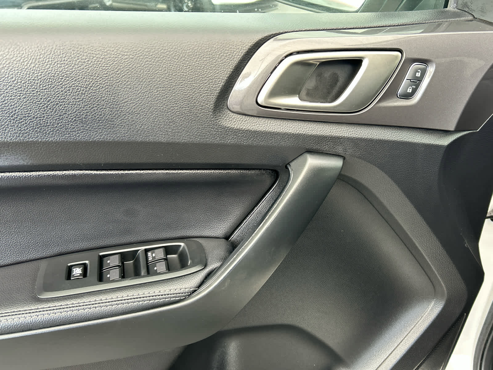 Certified 2020 Ford Ranger Lariat w/ Equipment Group 501A Mid image 27