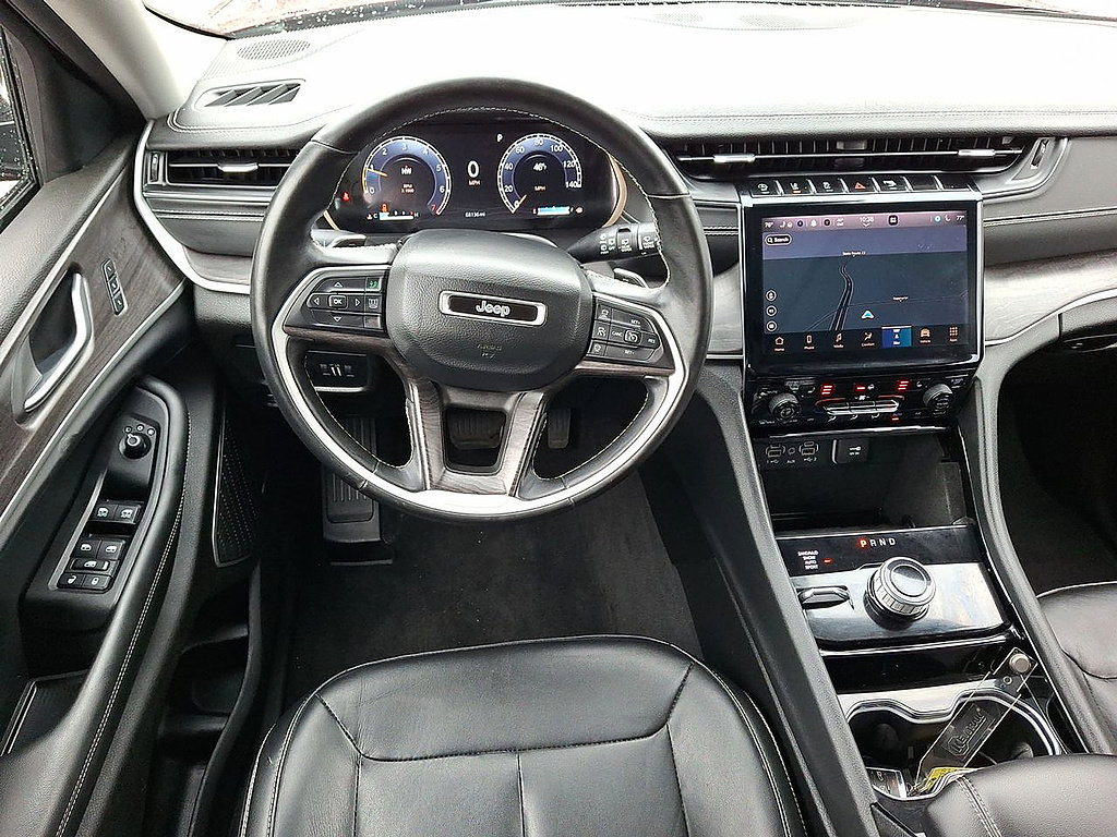 Used 2022 Jeep Grand Cherokee L Limited AWD/4WD image 21