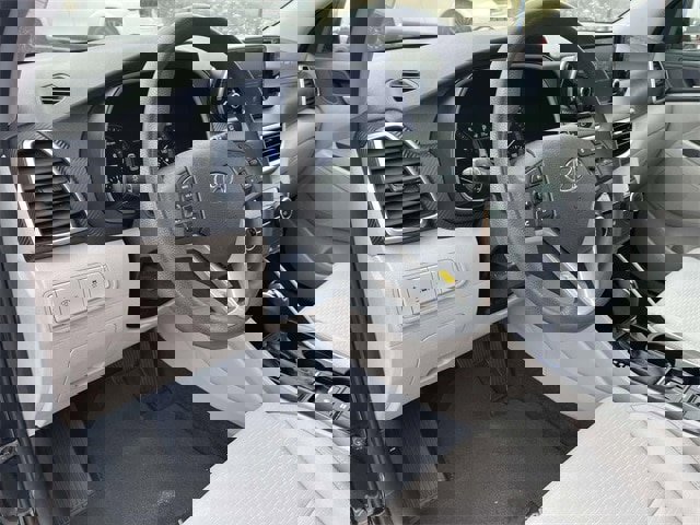 Used 2021 Hyundai Tucson SE image 18