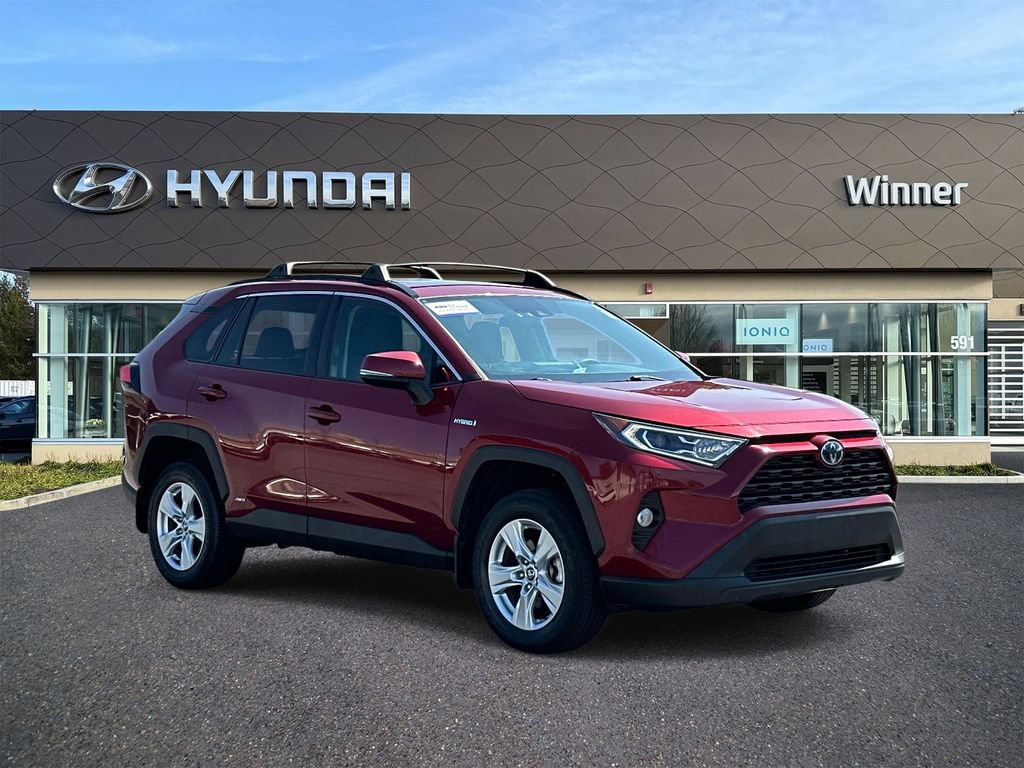 Used 2020 Toyota RAV4 XLE w/ Convenience Package AWD/4WD image 5