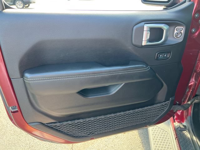 Used 2021 Jeep Gladiator Overland AWD/4WD image 8