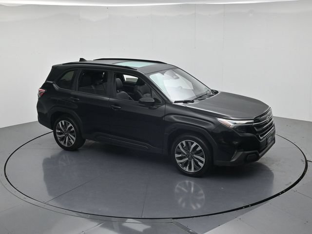 Used 2025 Subaru Forester Touring AWD/4WD image 36