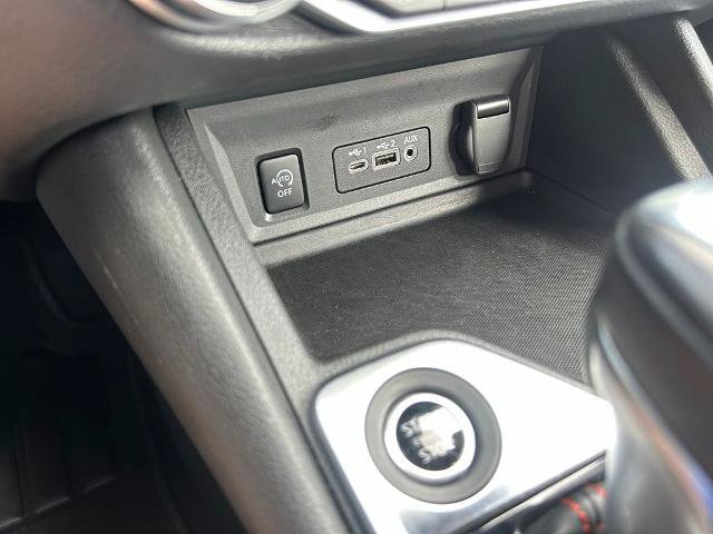 Used 2025 Nissan Sentra SR FWD image 23