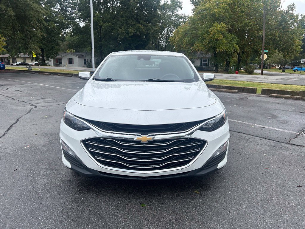 Used 2023 Chevrolet Malibu LT FWD image 2