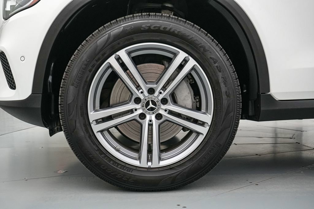 Used 2022 Mercedes-Benz GLC 300 4MATIC image 11