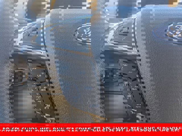 Certified 2022 Ford Edge SEL w/ Convenience Package image 15