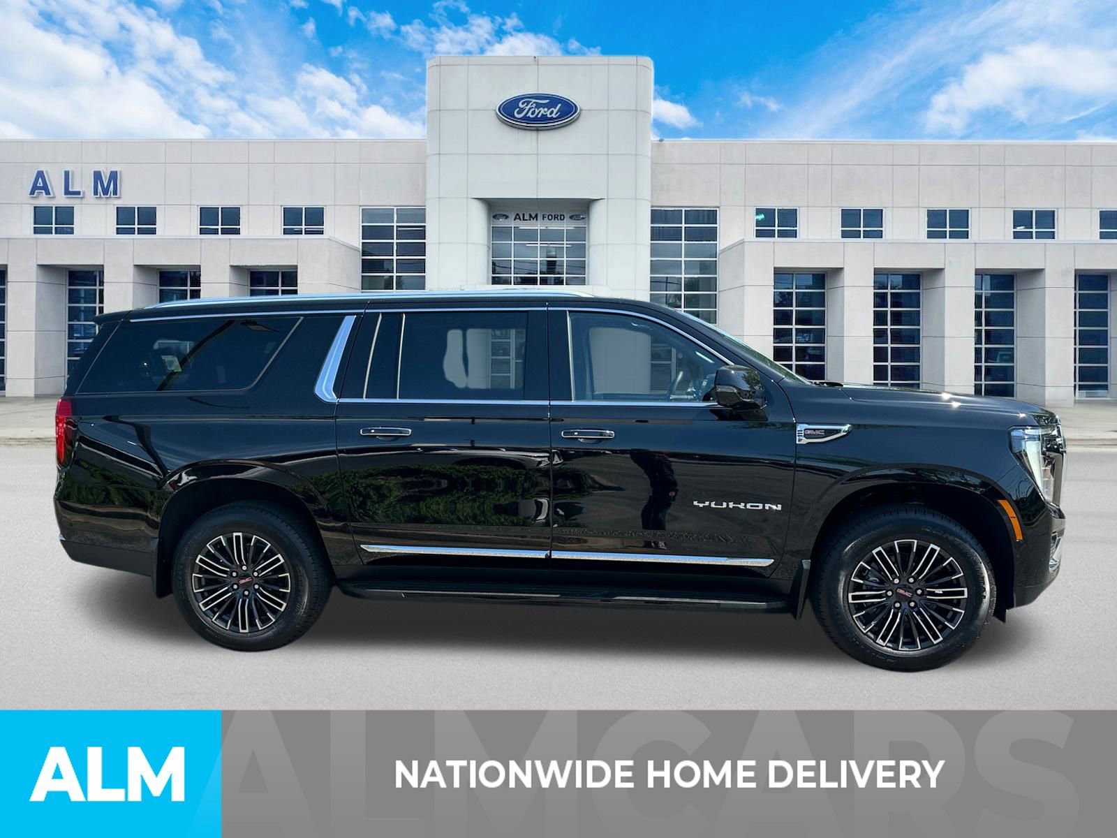 Used 2026 GMC Yukon XL Elevation AWD/4WD image 4