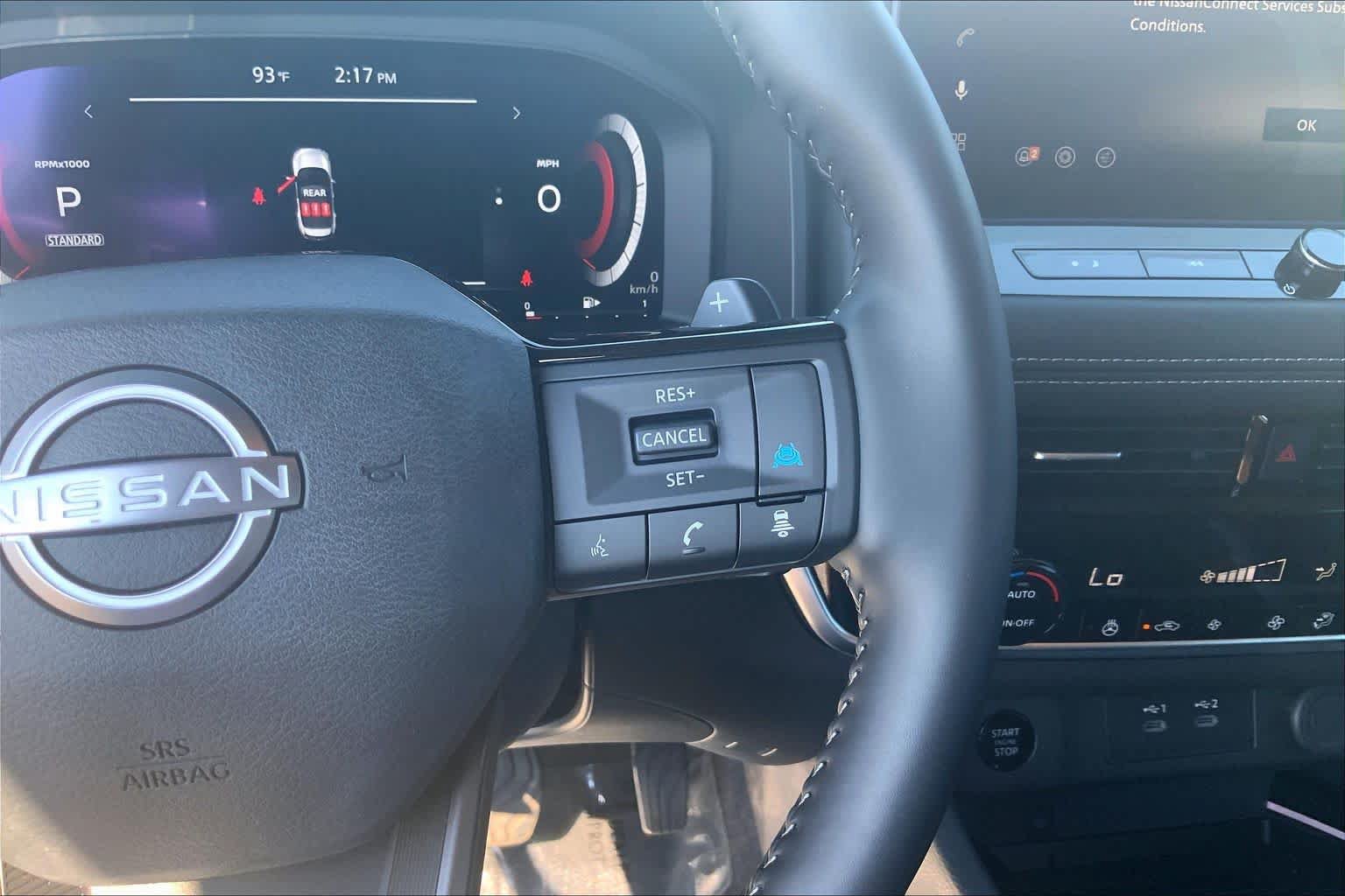 Used 2025 Nissan Rogue SL FWD image 25