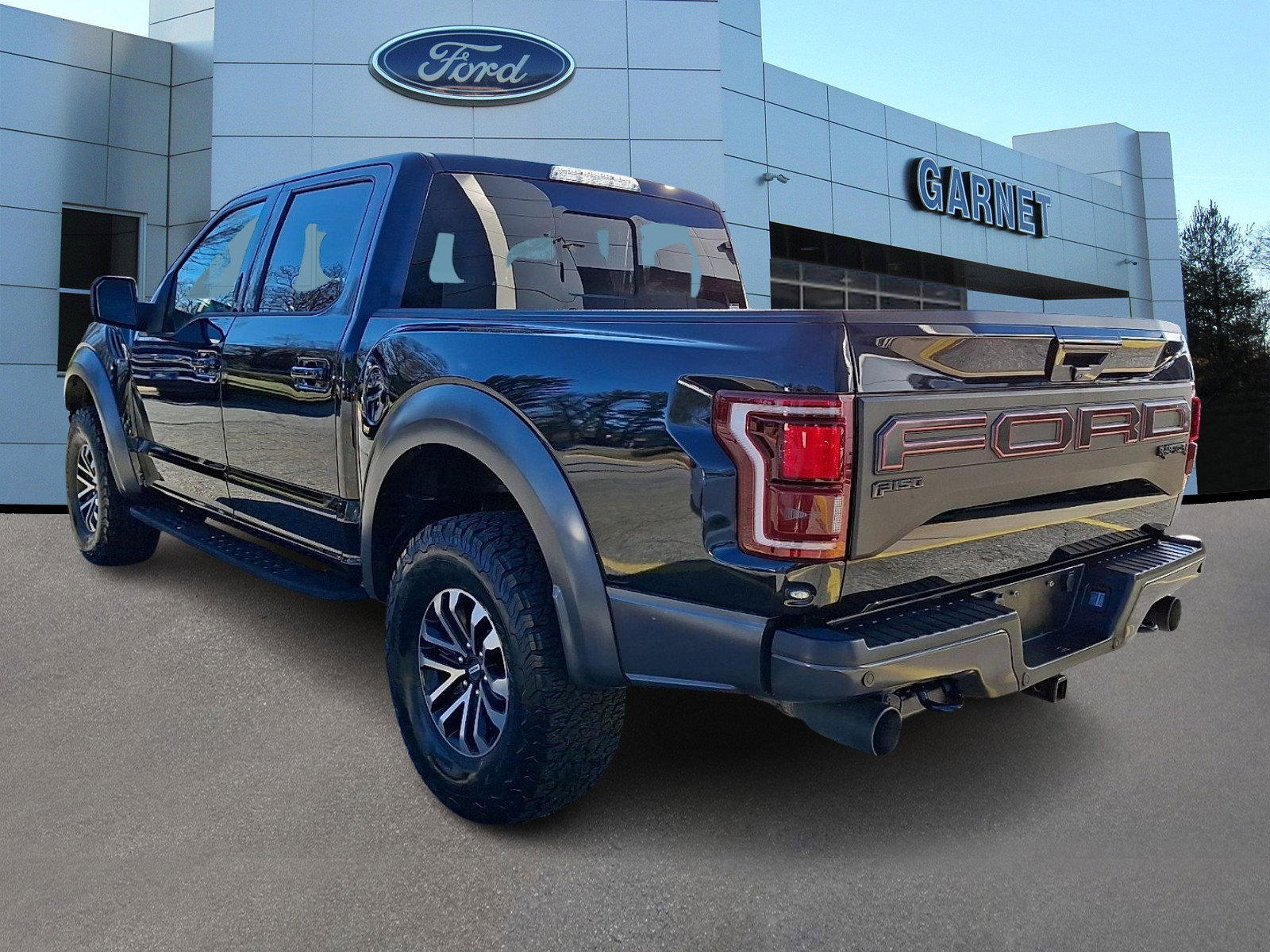 Certified 2020 Ford F150 Raptor w/ Equipment Group 802A Luxury image 2