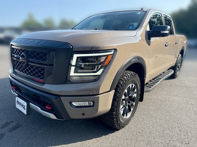 Used 2021 Nissan Titan PRO-4X w/ Pro-4x Convenience Package AWD/4WD image 4
