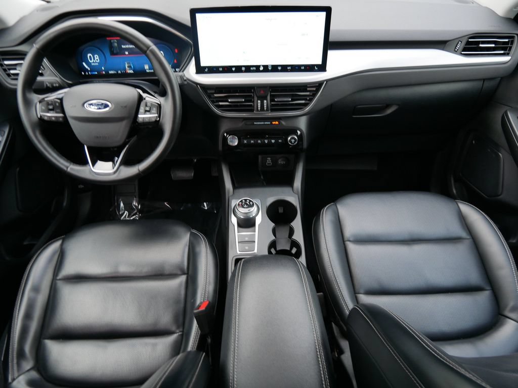 Certified 2024 Ford Escape Platinum AWD/4WD image 13