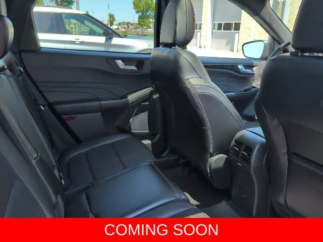 Certified 2024 Ford Escape ST-Line w/ Tech Pack #1 AWD/4WD image 9