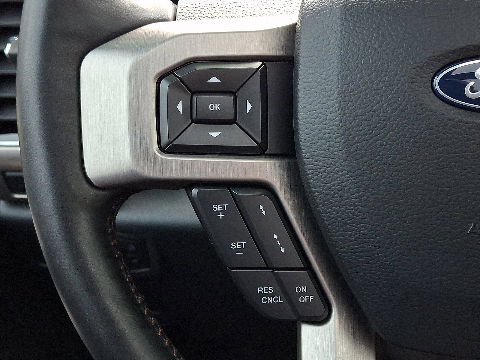 Certified 2022 Ford F250 Platinum image 25