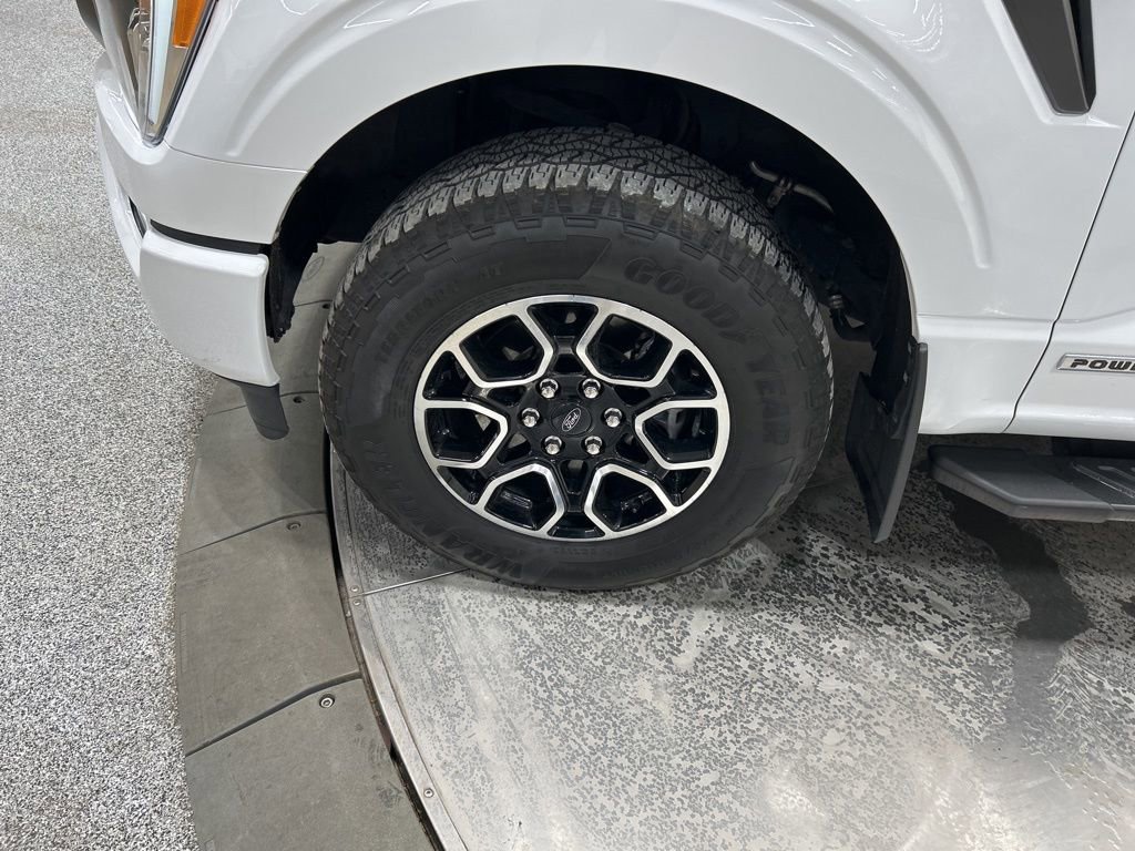 Certified 2023 Ford F150 XLT w/ Equipment Group 302A High image 33