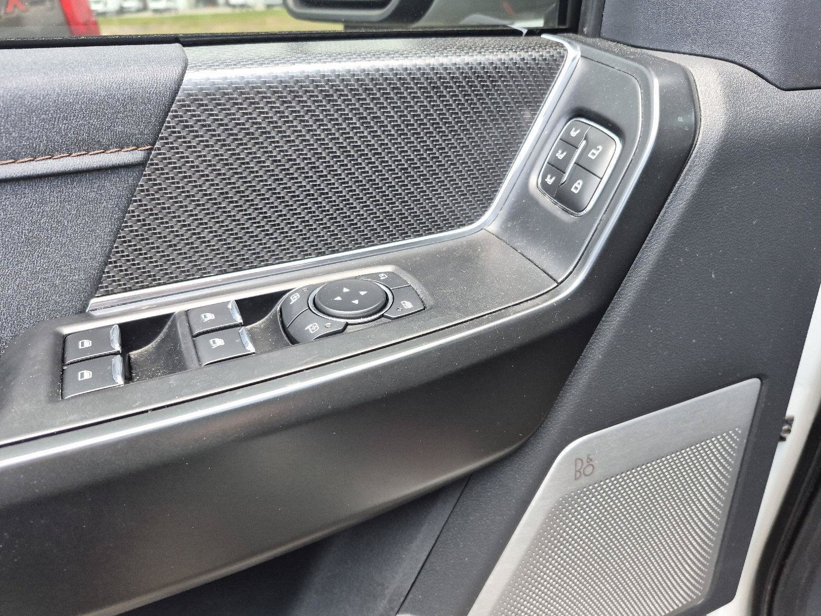 Certified 2023 Ford F150 Raptor w/ Raptor Carbon Fiber Package AWD/4WD image 9