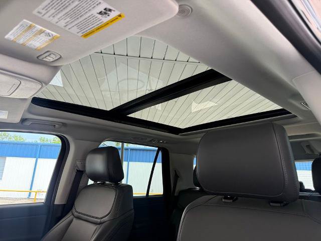 Certified 2025 Ford Expedition Active AWD/4WD image 10