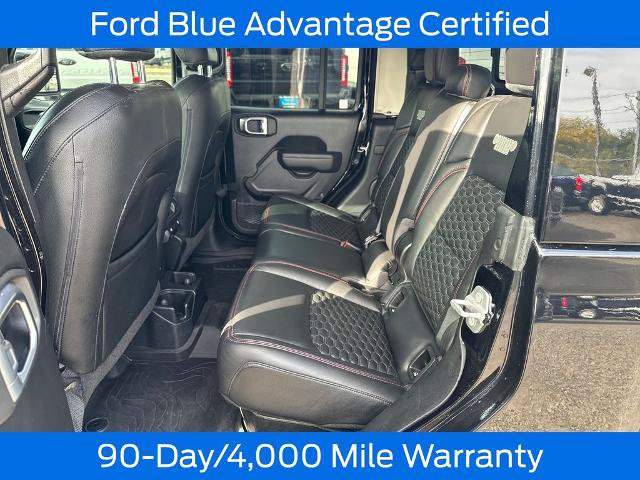 Used 2023 Jeep Gladiator Rubicon w/ Cold Weather Group AWD/4WD image 18