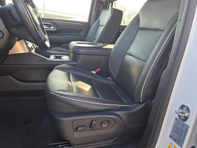 Used 2024 Chevrolet Suburban Premier image 22