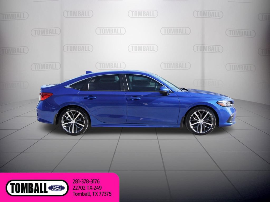 Used 2022 Honda Civic Touring image 9