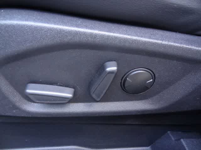 Certified 2024 Ford Edge SEL AWD/4WD image 7