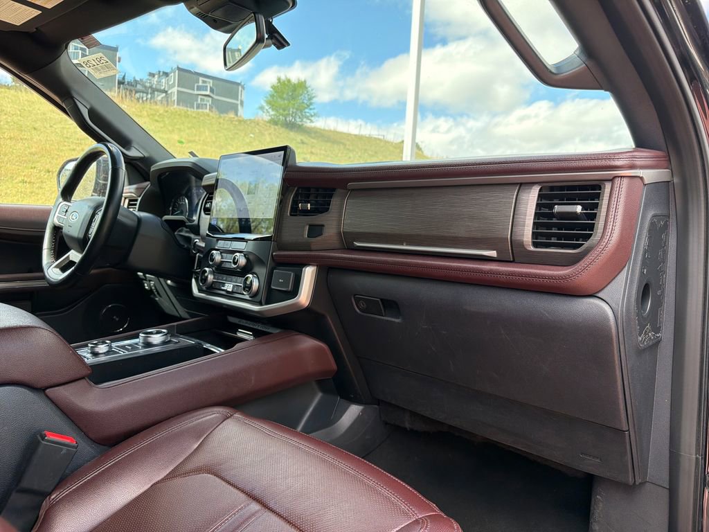 Certified 2024 Ford Expedition Limited AWD/4WD image 37