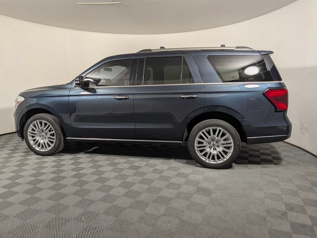 Certified 2024 Ford Expedition Limited RWD image 5